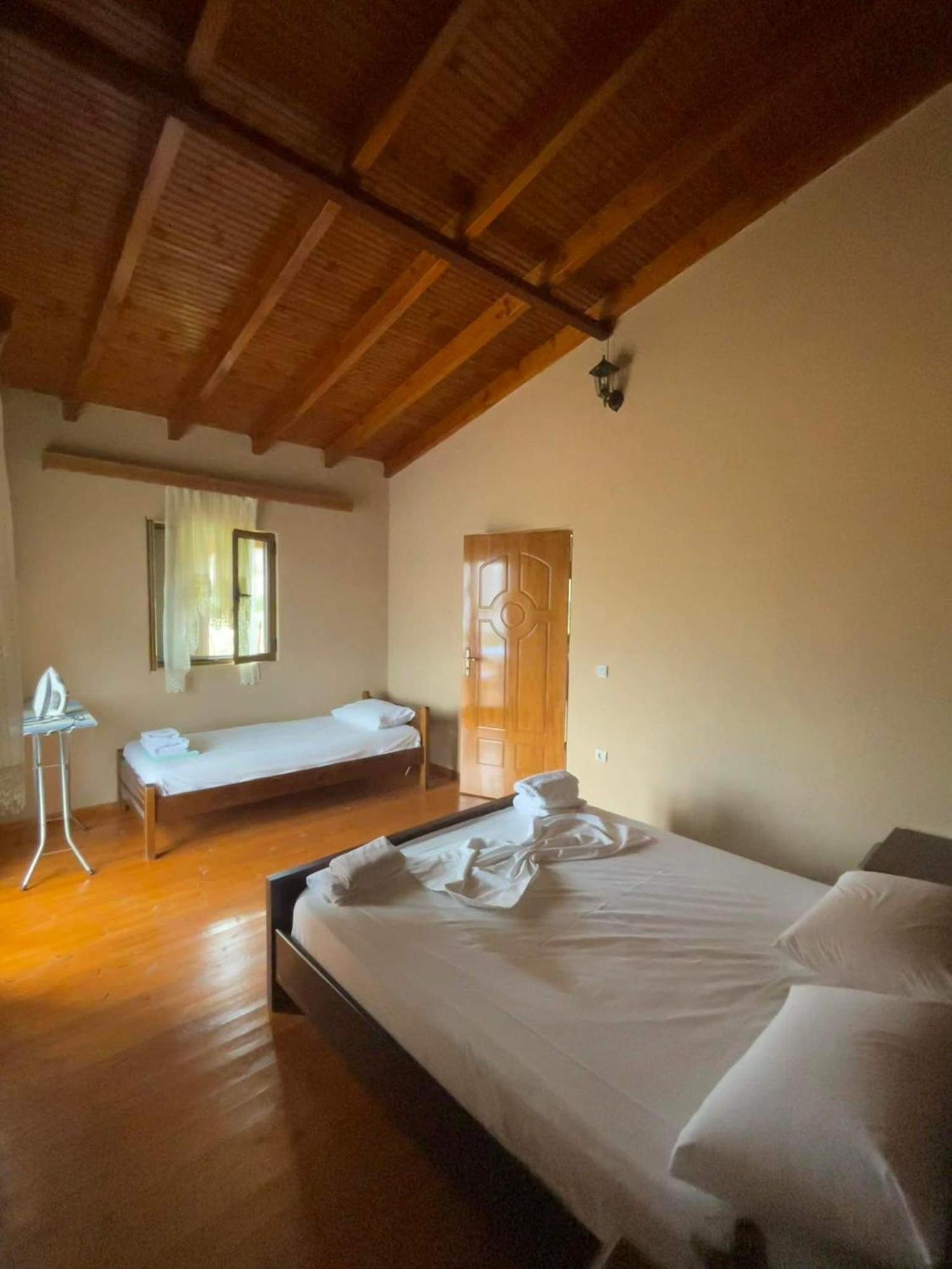 Villa Anna Sarande Luaran gambar